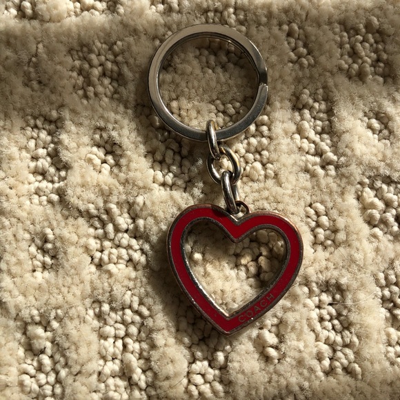Coach heart keychain - Picture 1 of 5